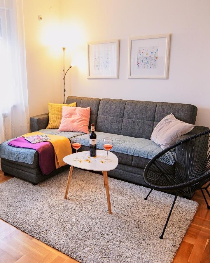 Lovely Apartment Mira Near Airport Zagreb Velika Gorica Buitenkant foto